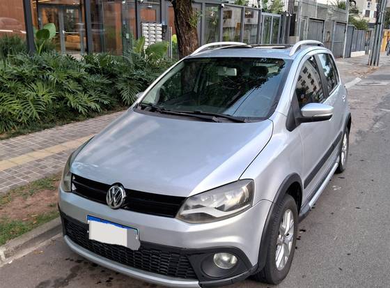 VOLKSWAGEN CROSSFOX 1.6 MI FLEX 8V 4P MANUAL VOLKSWAGEN CROSSFOX 1.6 MI FLEX 8V 4P MANUAL